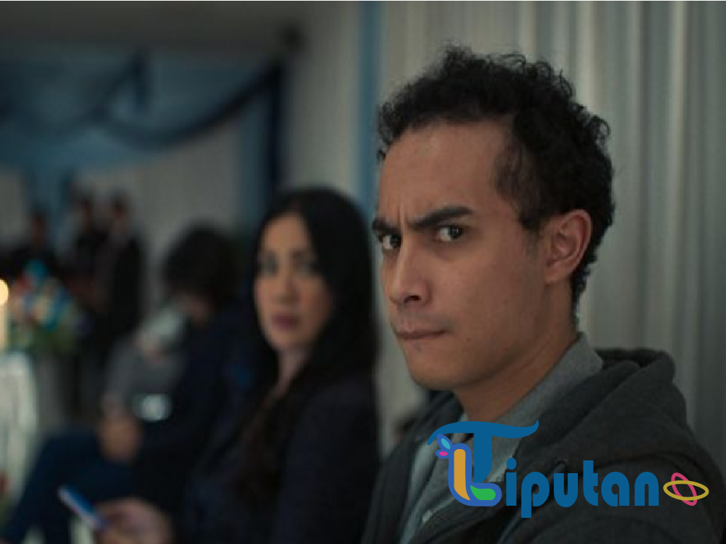  Tinggal Meninggal: Mengejar Afeksi di Tengah Rentetan Duka